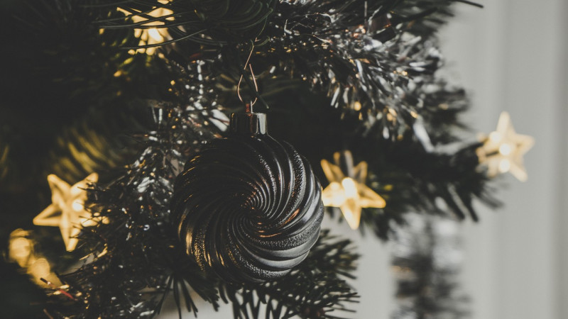 Using Self Storage for a Stress Free Christmas and New Year